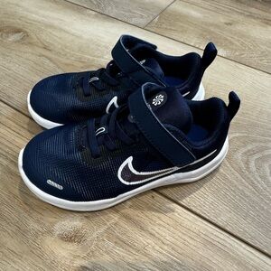Nike Downshifter 12 toddler sneakers size 9